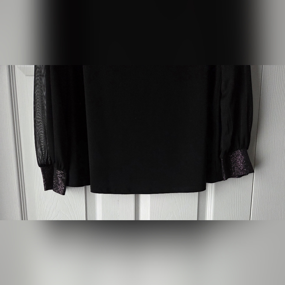 Nicole Miller Black Sheer Sleeve Blouse with Silver Embellishments Size 1X - Picture 9 of 11